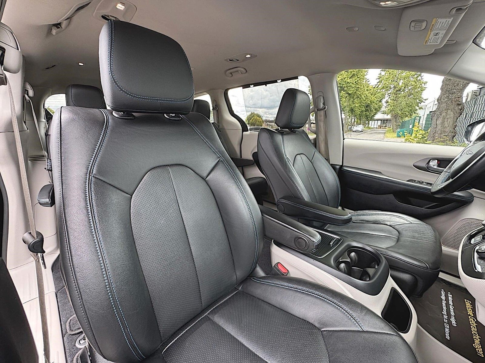 Fahrzeugabbildung Chrysler Pacifica 3.6 L V6 LIMITED S *LED*CarPlay*7Sitze*
