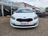 Kia cee'd Sportswagon FIFA World Cup Edition - Kia: Cee D Edition