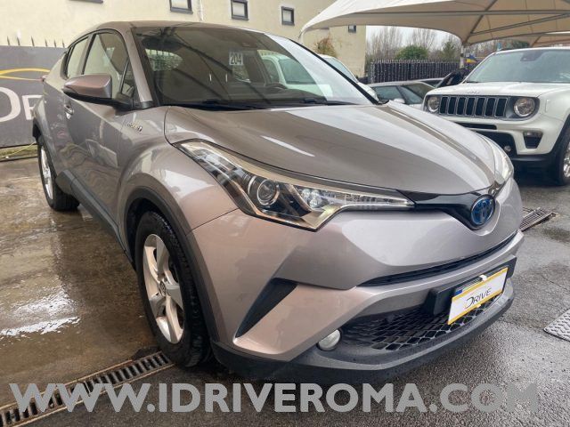 Toyota TOYOTA C-HR 1.8 Hybrid E-CVT Business