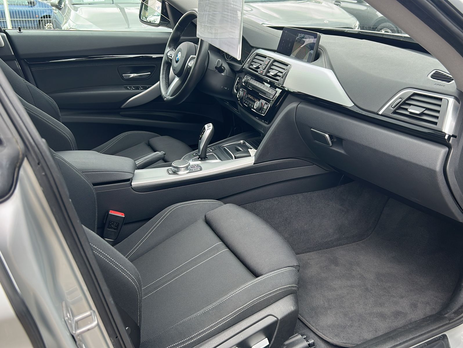Fahrzeugabbildung BMW 335 Gran Turismo d xDriveSport Line