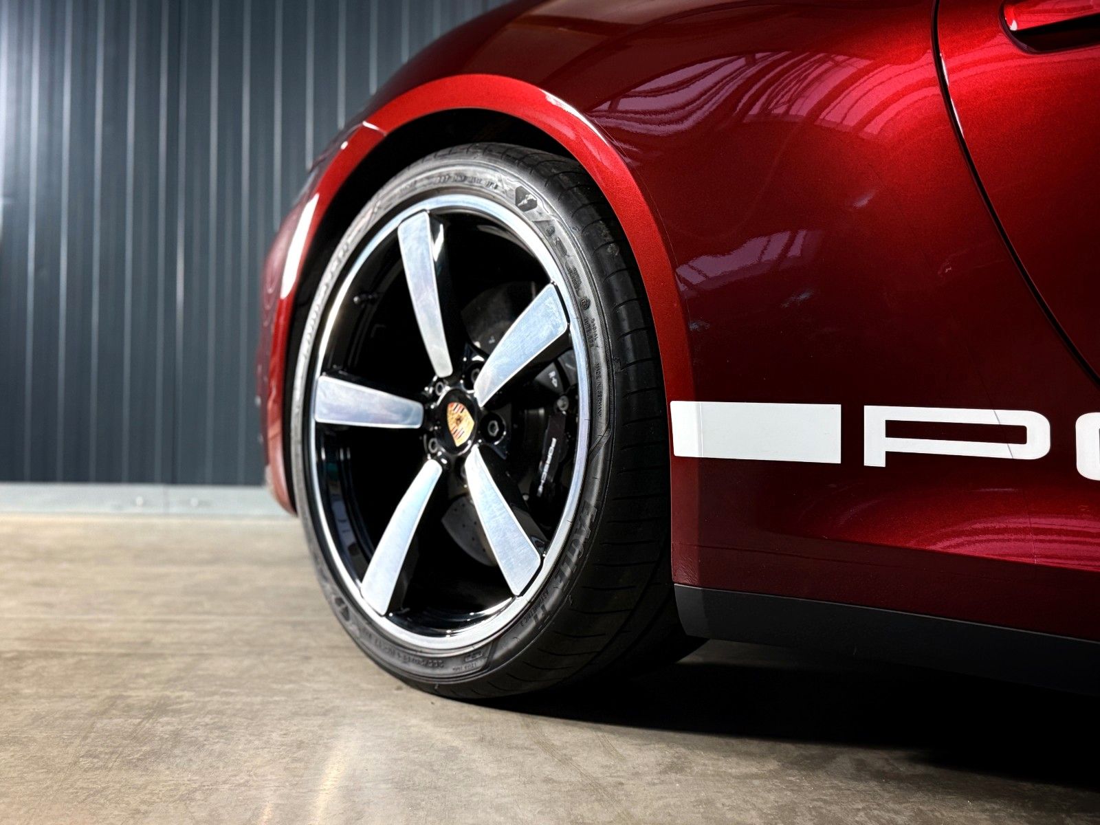 Fahrzeugabbildung Porsche 911 Targa 4 S Heritage Design Edition + N1. 173