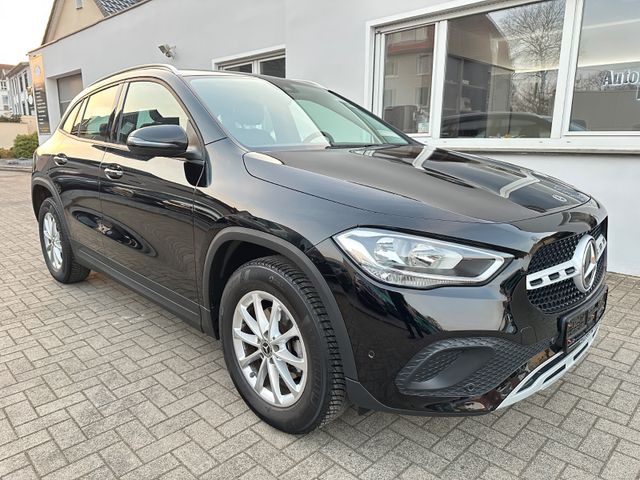 Mercedes-Benz GLA 180 PROGRESSIVE/KAMERA/MBUX/SHZ