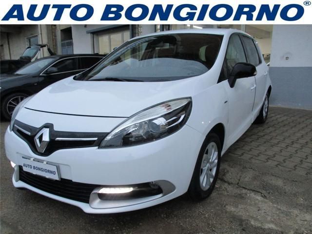 Renault RENAULT Scenic Scénic XMod 1.5 dCi 110CV Limited