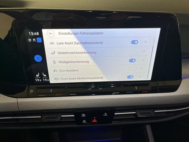 Golf VIII Variant 1.0 TSI Life Bluetooth Navi