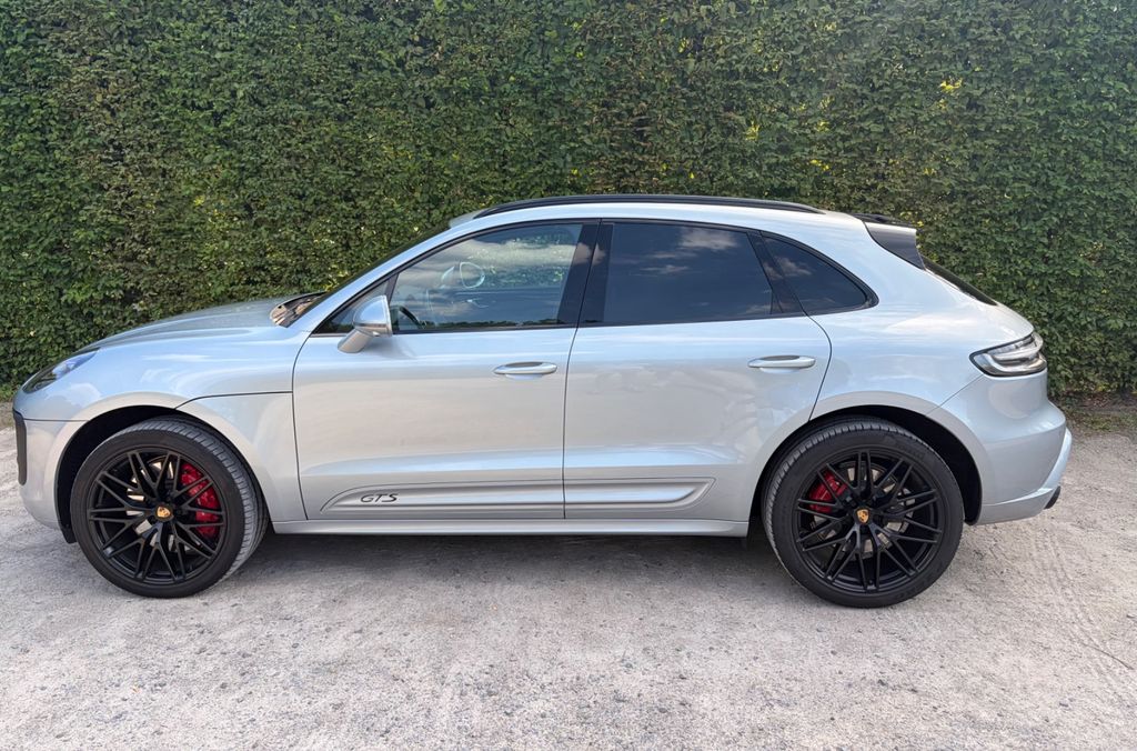 Image of Porsche Macan