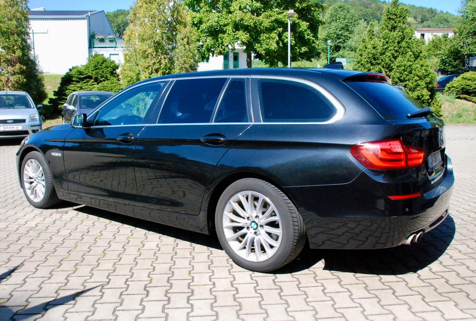 BMW 520 2012 — photo 18