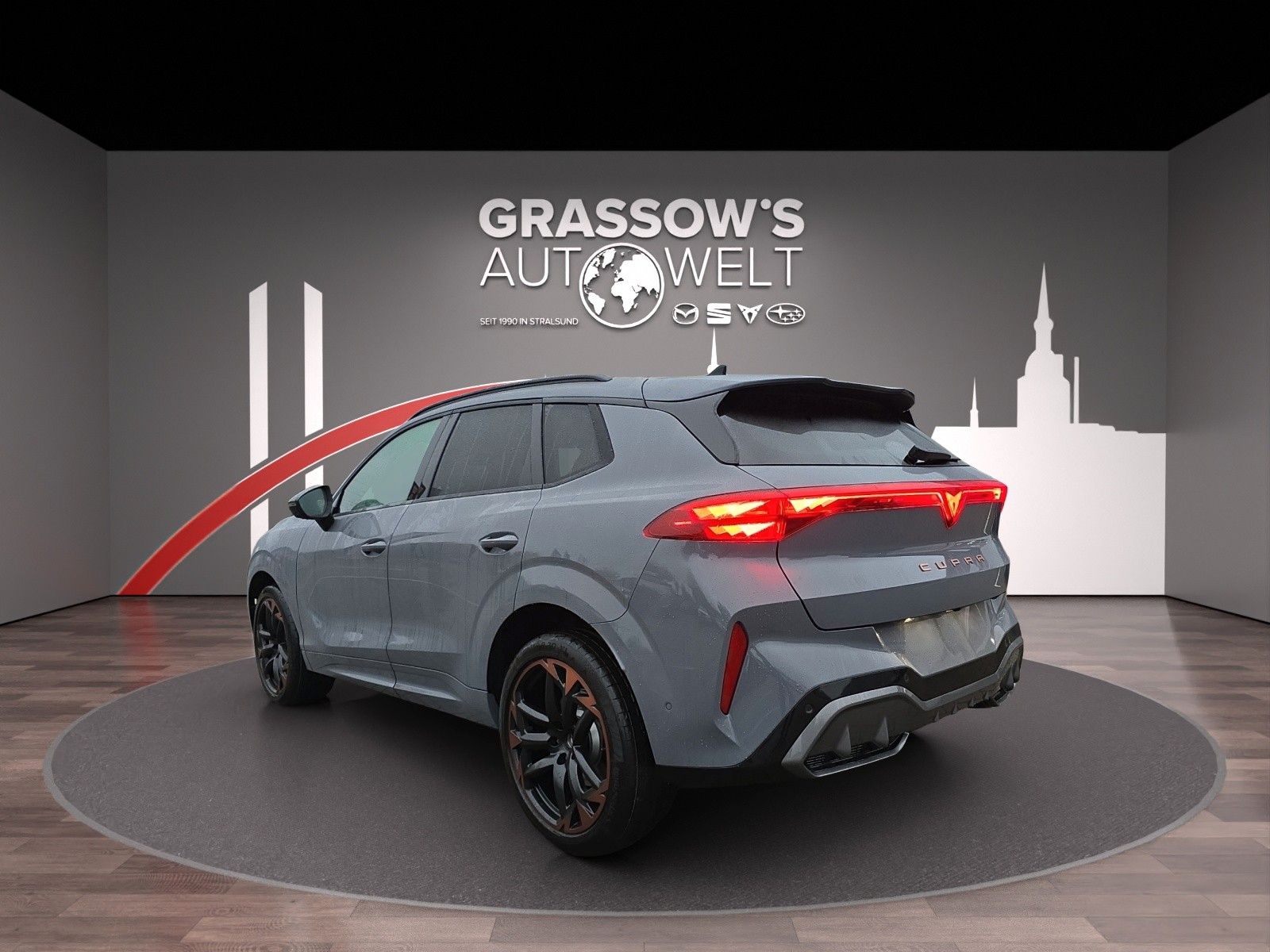 Fahrzeugabbildung CUPRA Terramar 2.0 TSI VZ DSG 4Drive MATRIX/PANO/20"