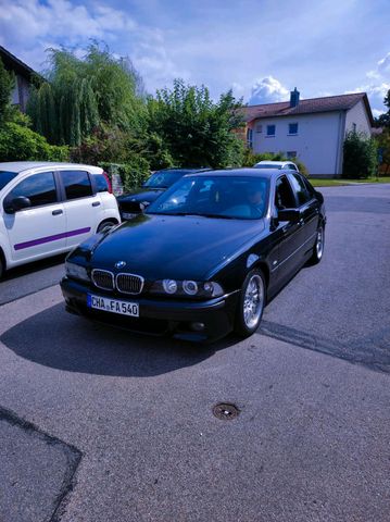 BMW e39 520