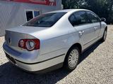 Volkswagen Passat 1.6 FSI Trendline Sitzheizung Scheckheft - Volkswagen Passat: 1.6