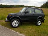 Lada Niva 4x4 Grün SV,AHK 13250 km TOP!!! - Lada Niva mit Benzin-Antrieb: Geländewagen, Euro5