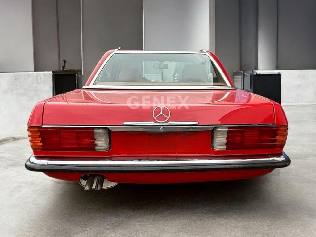 Mercedes-Benz SL 560