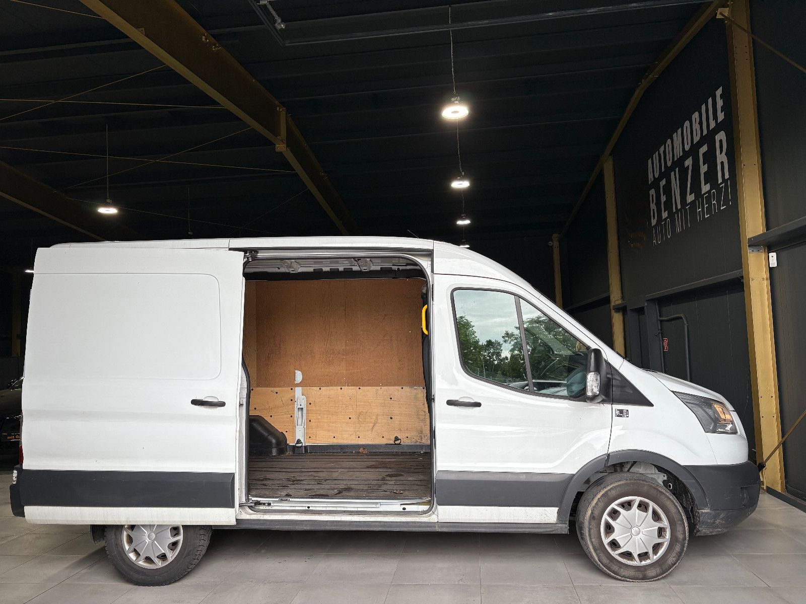 Fahrzeugabbildung Ford Transit Kasten 330 L2 H2Trend/3-SITZ/PDC/KLIMA/
