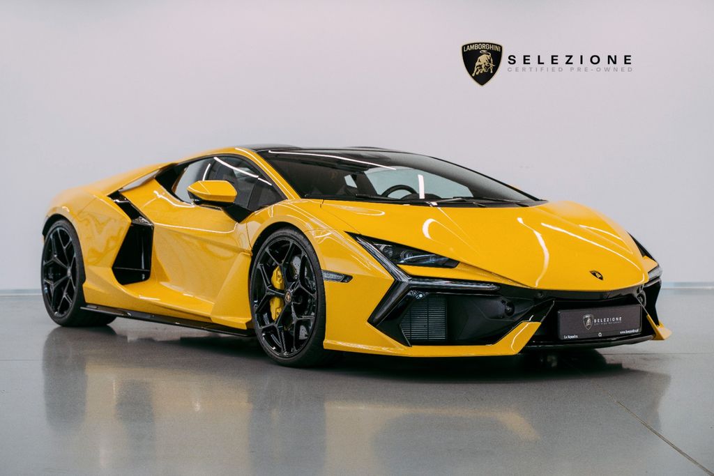Image of Lamborghini Revuelto