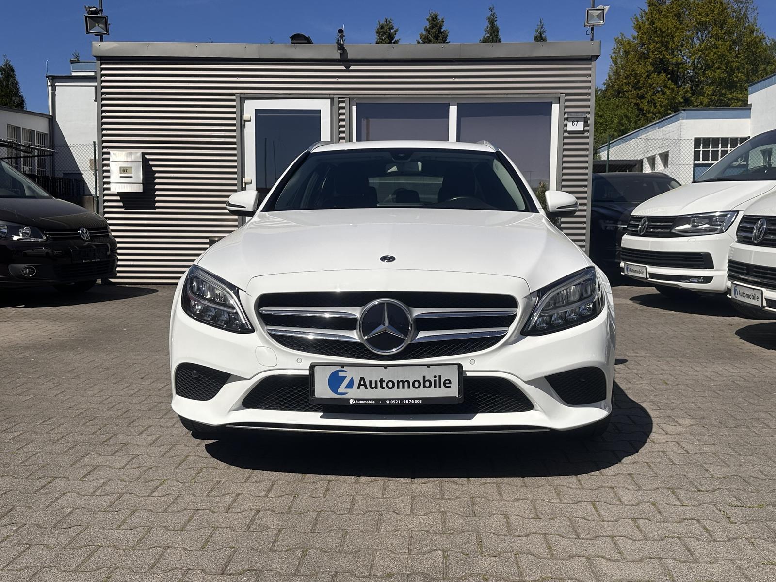 Mercedes-Benz C 180 T CGI Autom.*Kamera*