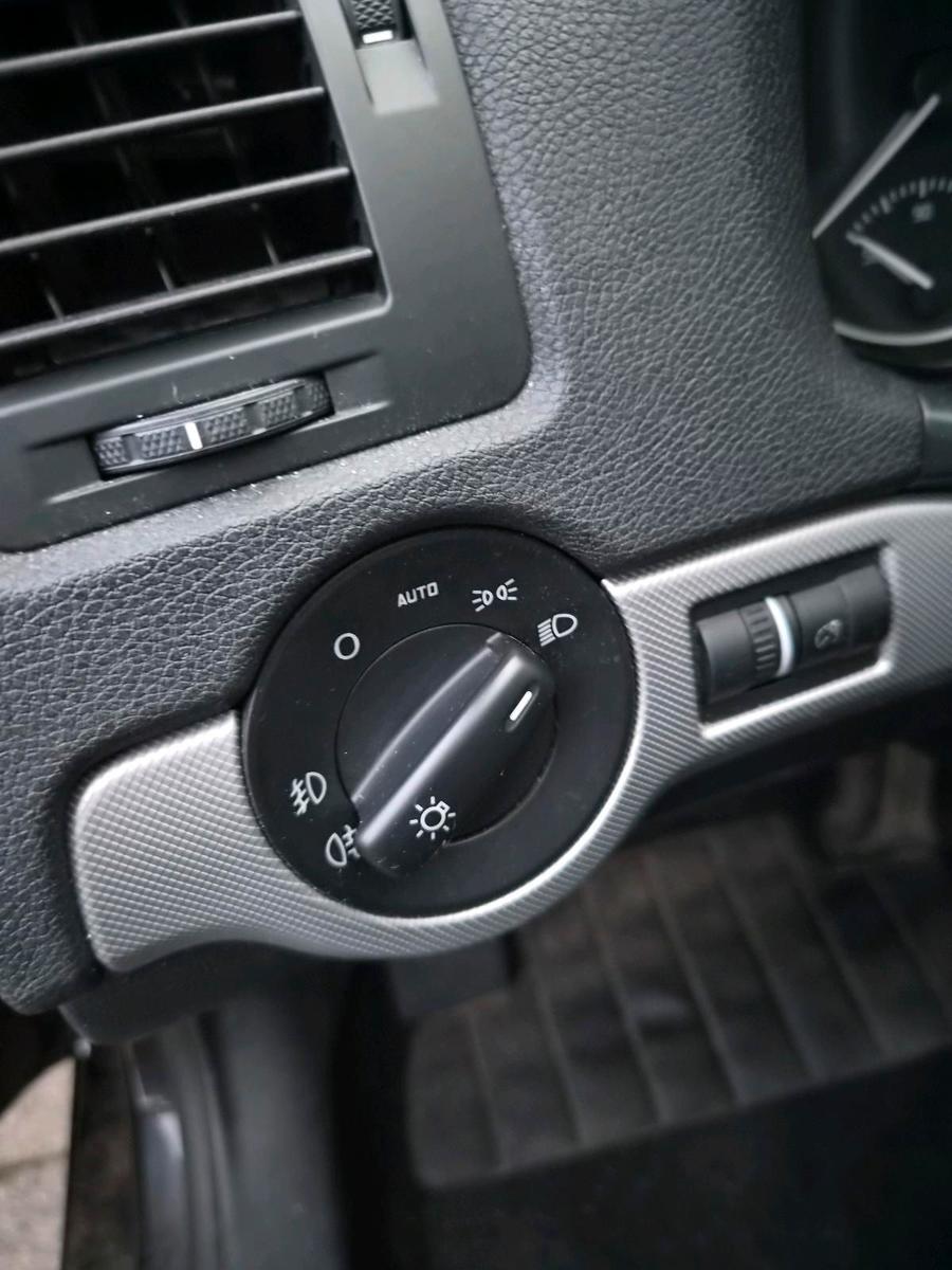 Skoda Octavia 2010 — photo 7