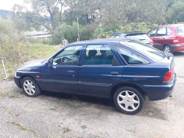 Ford Escort 1.6 Classic Classic