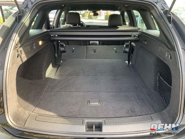 Opel Insignia ST Elegance 2.0 CDTI AT IntelliLED Tech