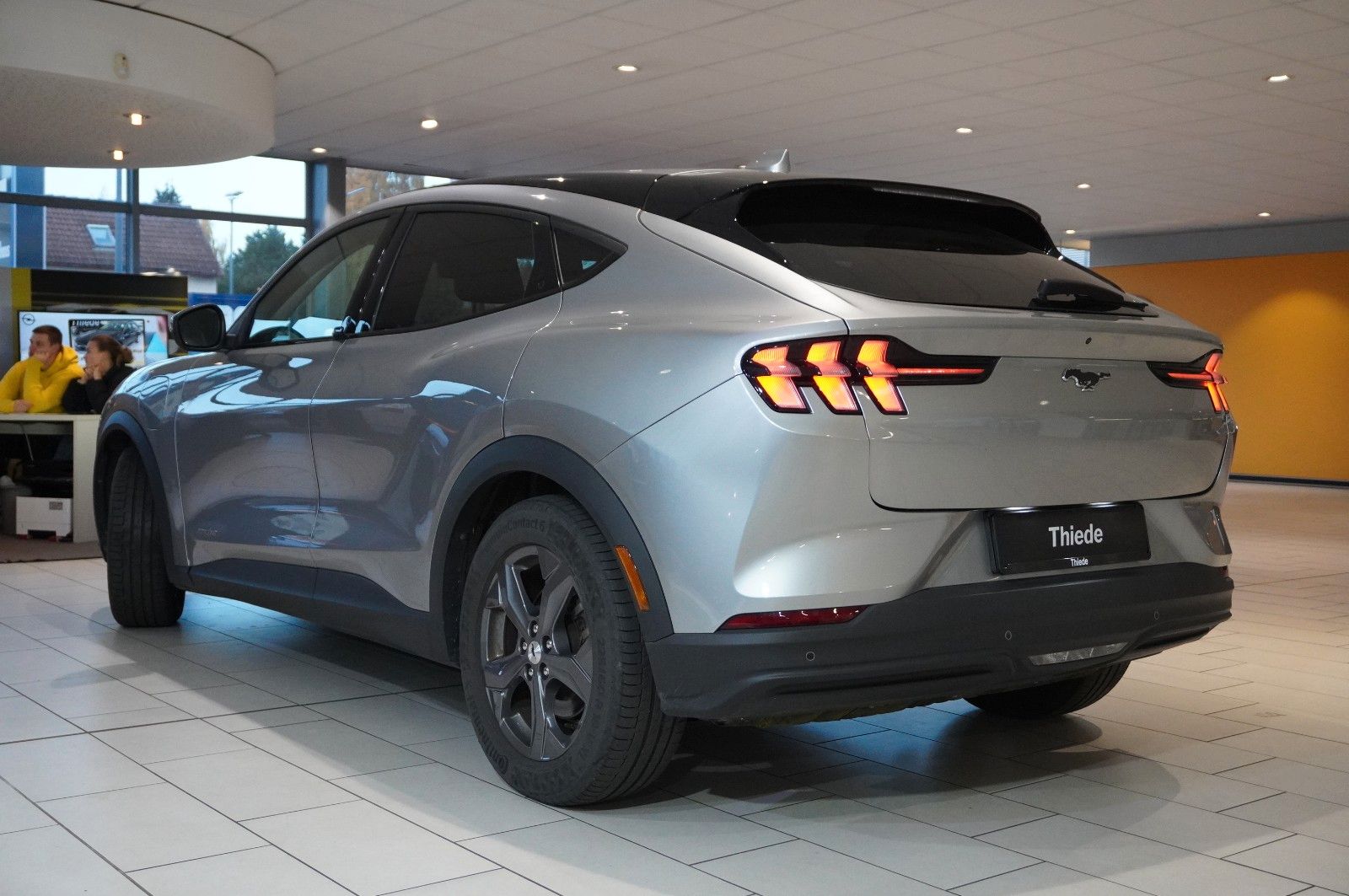 Fahrzeugabbildung Ford Mustang Mach-E NAVI/LED/KAMERA/LEDER/SHZ/DAB+