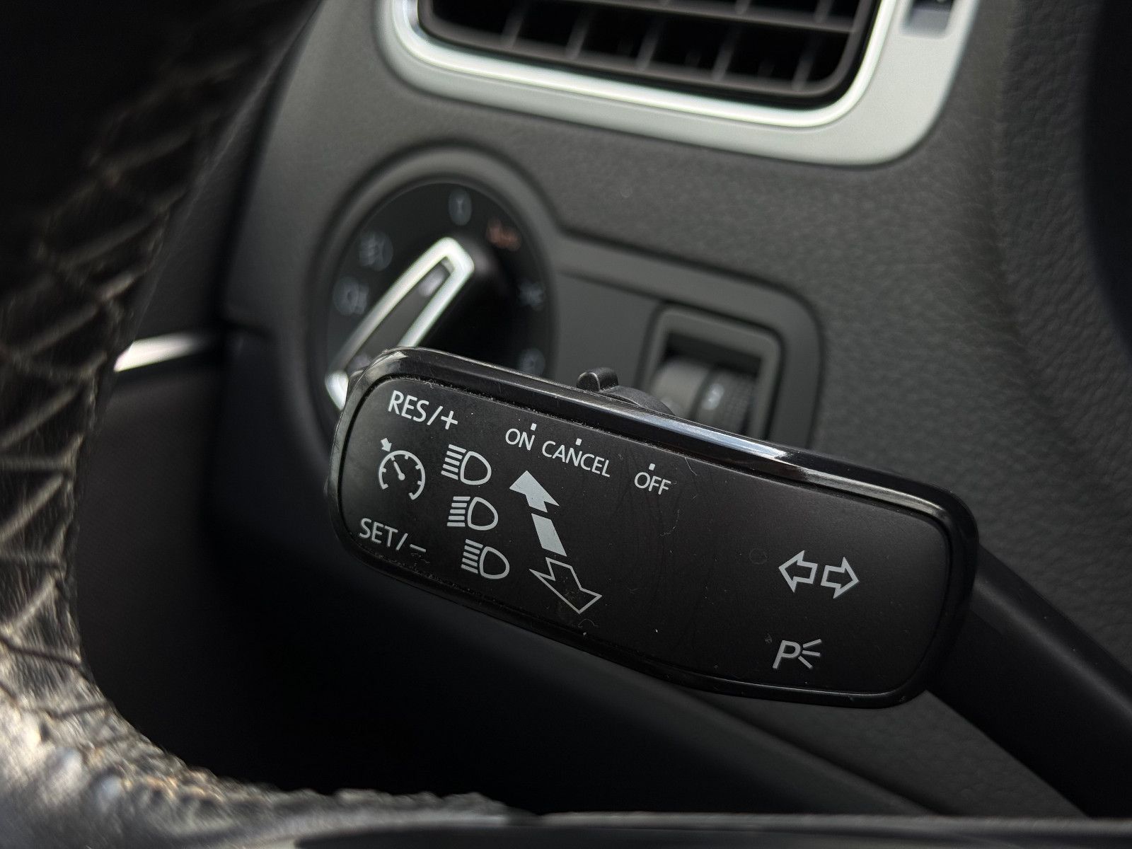 Fahrzeugabbildung Volkswagen Polo V Allstar 1.4 TDI Start-Stopp GRA Navi SHZ