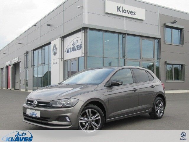 Volkswagen Polo VI United Navi Active Info Display PDC DAB+