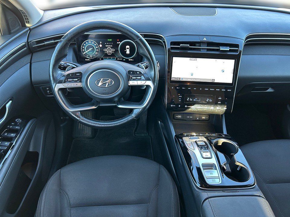 Fahrzeugabbildung Hyundai TUCSON 1.6 CRDi 7DCT TREND AHK 1HD GARANTIE9/27+