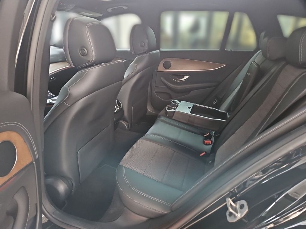 Fahrzeugabbildung Mercedes-Benz E 200 T Avantg. AHK ACC Memory Massage 360° LED