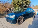 Mercedes-Benz C 240 (W203) 4MATIC Avantgarde Youngtimer  - scheckheftgepflegte Mercedes C 240
