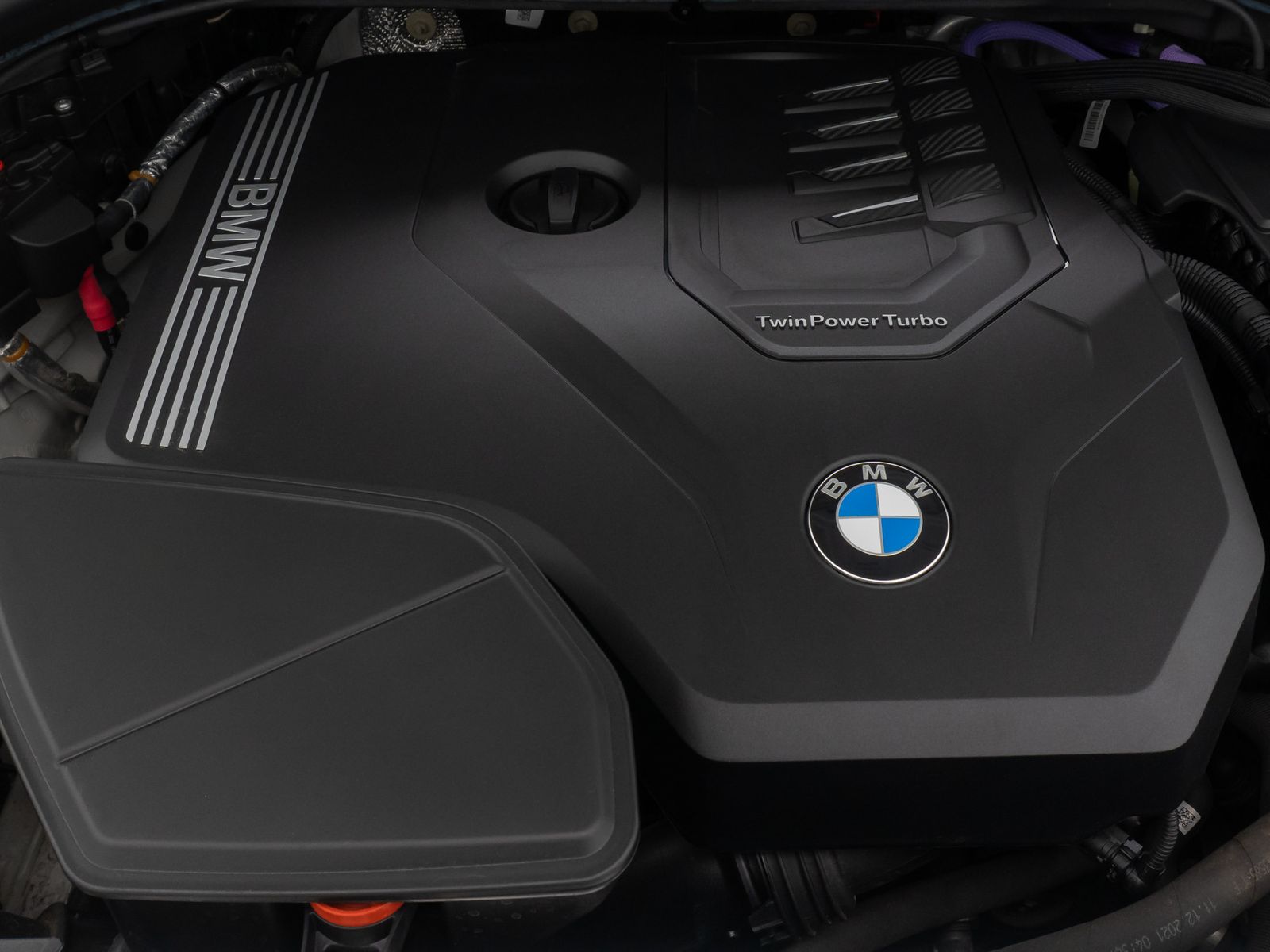 Fahrzeugabbildung BMW X3 xD20i Kamera DAB Laser HiFi Komfort Sport 18"