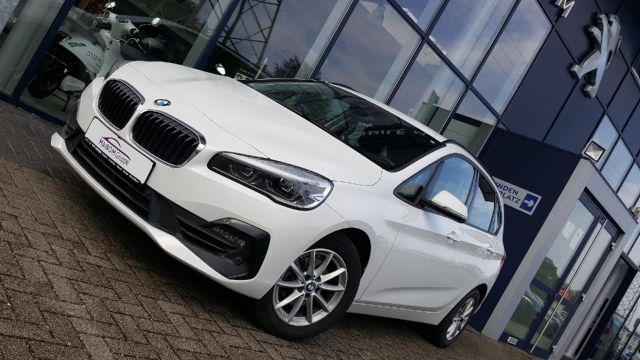 BMW Baureihe 2 Active Tourer 216 i Advantage