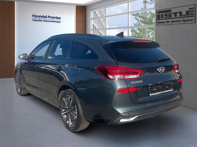 Fahrzeugabbildung Hyundai i30 FL Kombi (MY25) 1.5 T-GDI (140PS) 48V 7-DCT