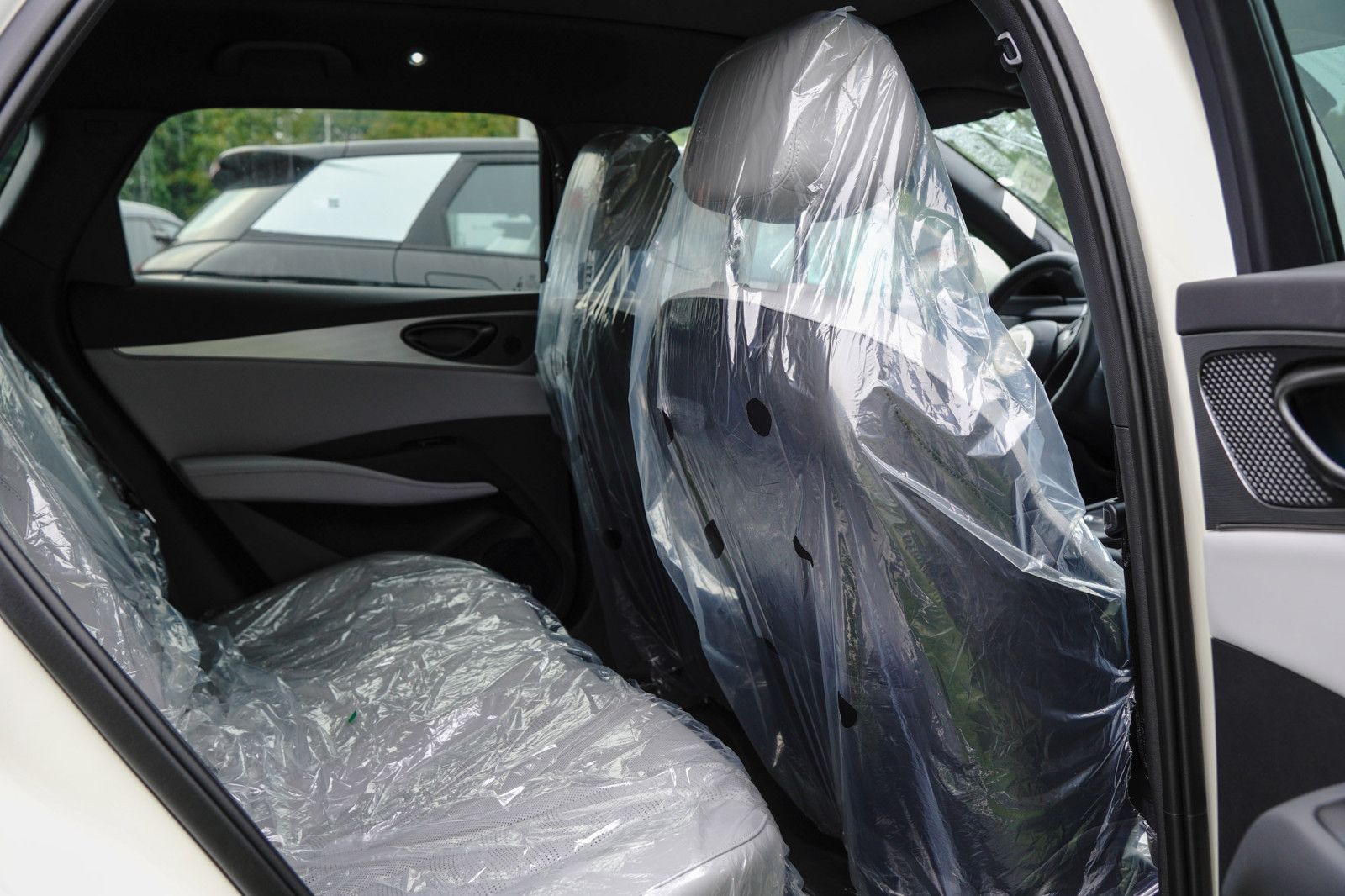 BYD SEAL 6