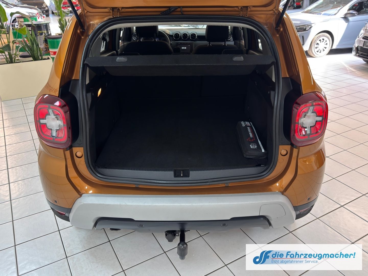 Fahrzeugabbildung Dacia Duster II Prestige 4WD Navi ACC Apple CarPlay An