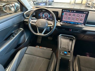 MYAUTOCENTER – Gebraucht- und Jahreswagen mit Werkstattservice in Pfaffenhofen Volkswagen T-Roc Style *1.HAND*19%MWST*ALCANTARA*CARPLAY*