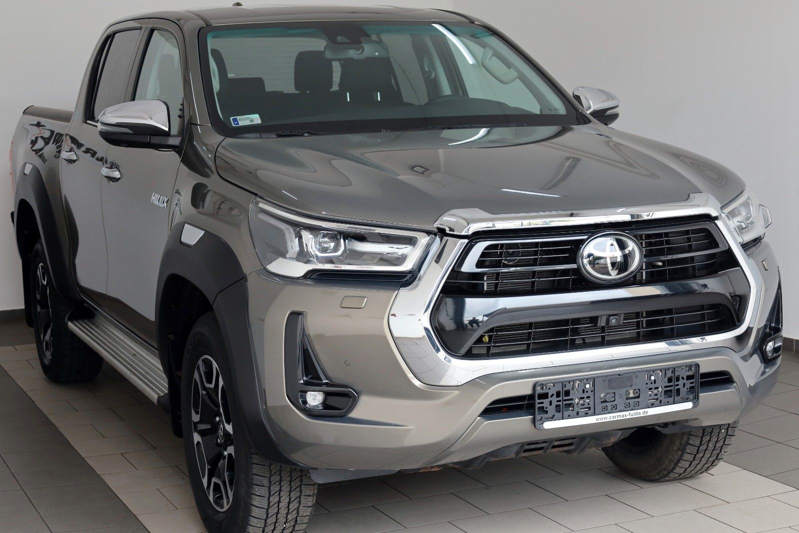 Fahrzeugabbildung Toyota Hilux 2.8 D-4D Executive, CarPlay, Kamera, Rollo