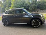 MINI Cooper S Countryman Aut Nav Xen 5Sitz DAB AHK BT - MINI Countryman Serie von privat