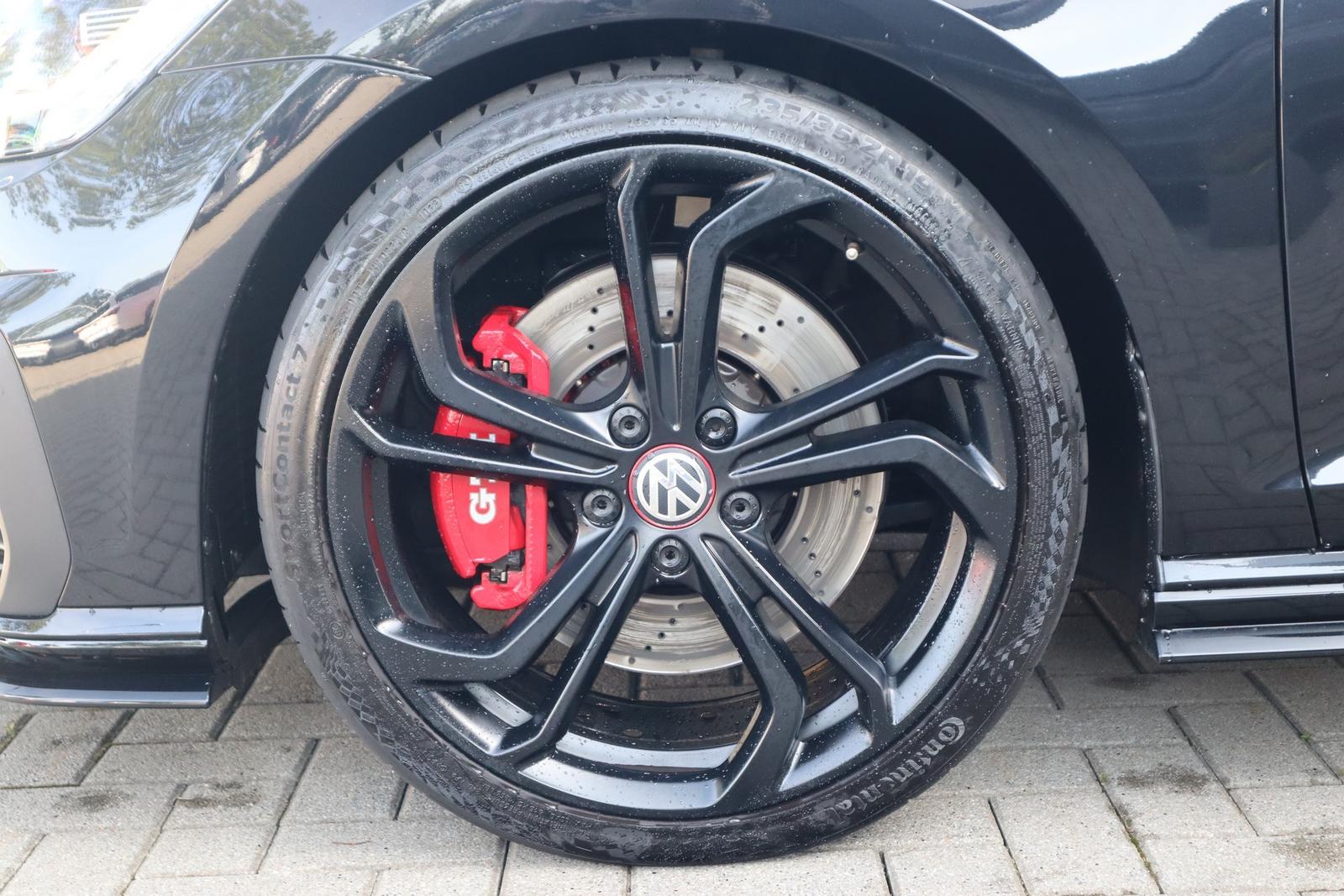 Volkswagen Golf VII 2.0 TSI GTI TCR LED Navi ACC Kamera USB