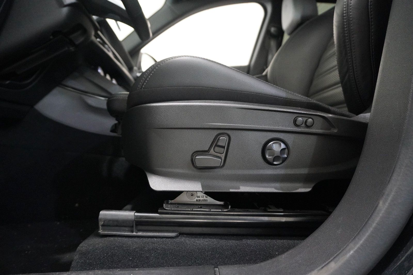 Fahrzeugabbildung Alfa Romeo Stelvio 2.2D VELOCE Q4 NAVI/LED/KAMERA/MATRIX/SH