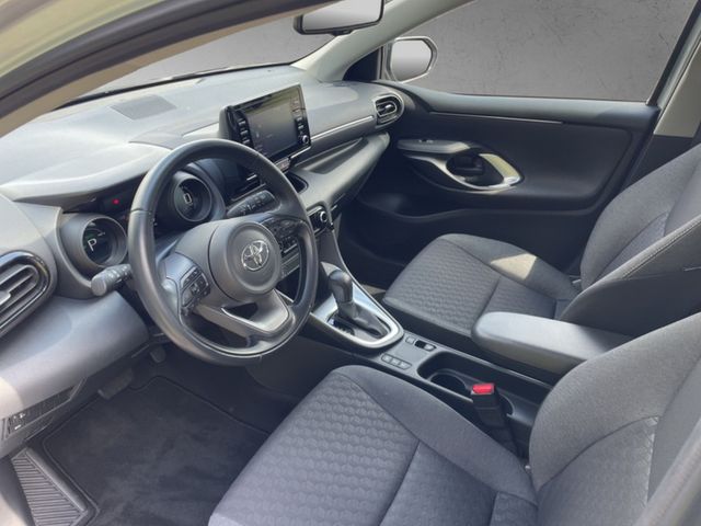Toyota Yaris 1.5 Hybrid Team D *CAM*LED*SHZ*ACC ALU