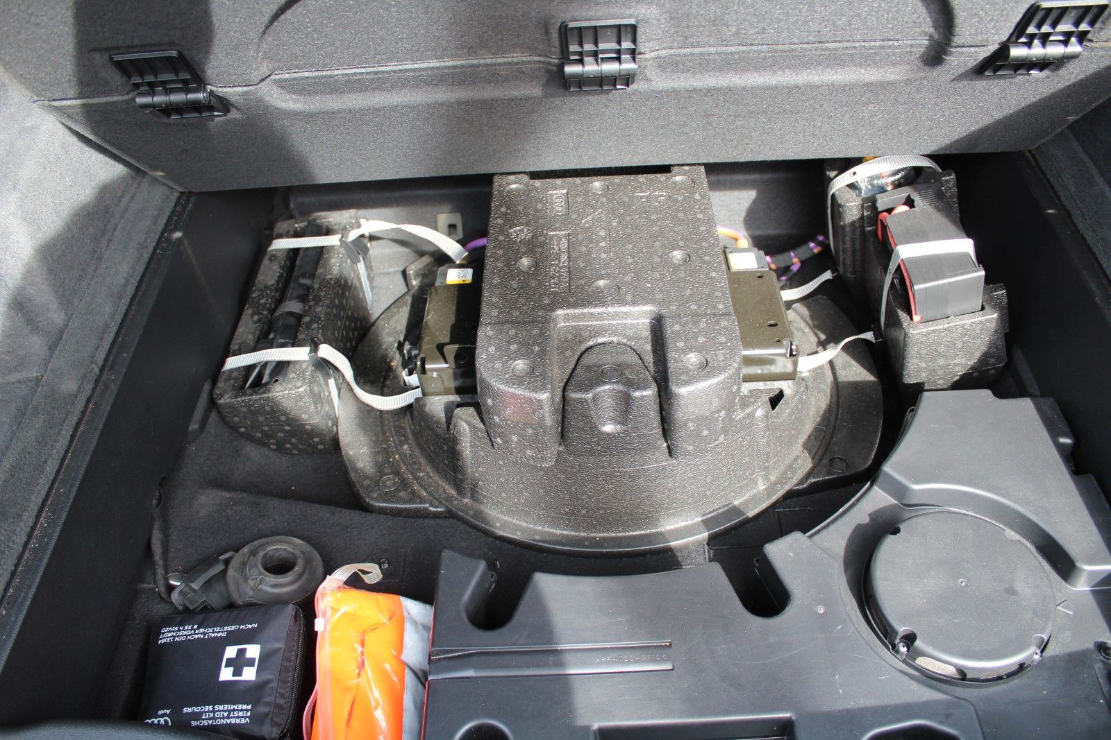 Q7  3.0 TDI quattro S-Line Quattro Tiptronic