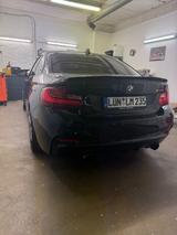 BMW M235i coupe H&K  - schwarze BMW M-Modelle