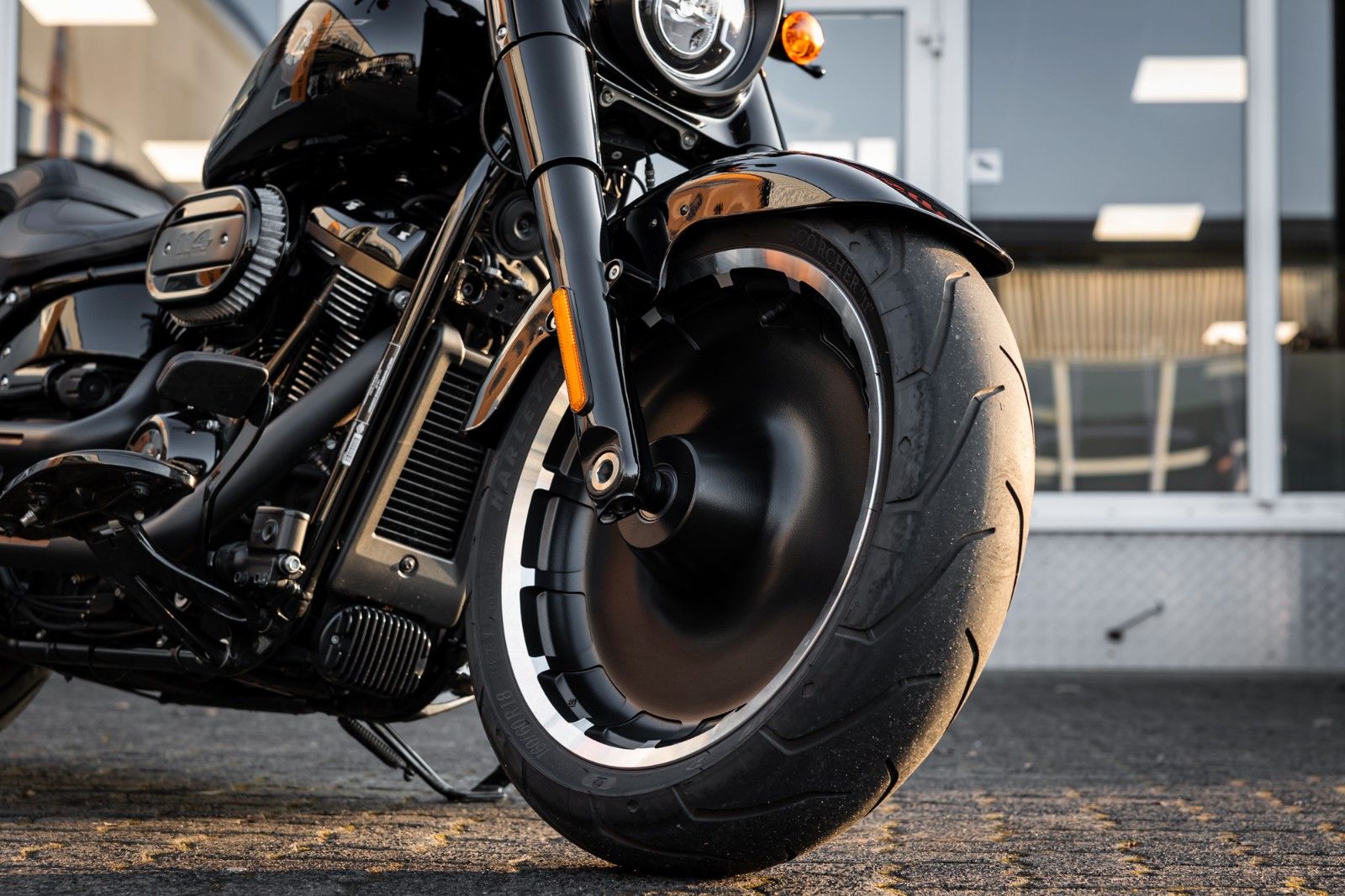 Fahrzeugabbildung Harley-Davidson Softail Fat Boy 30th Anniversary -Jekill & Hyde-