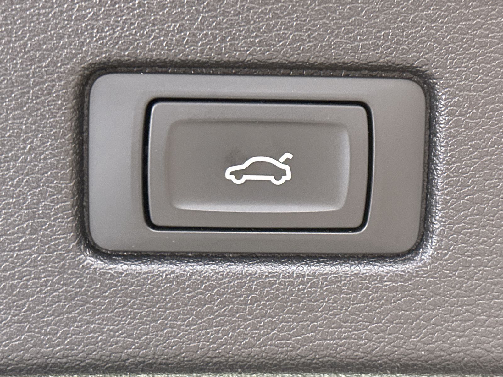 Fahrzeugabbildung Audi A5 SpB 40 TFSI Sport LED+SHZ+TEMPOMAT+18ZOLL+APS