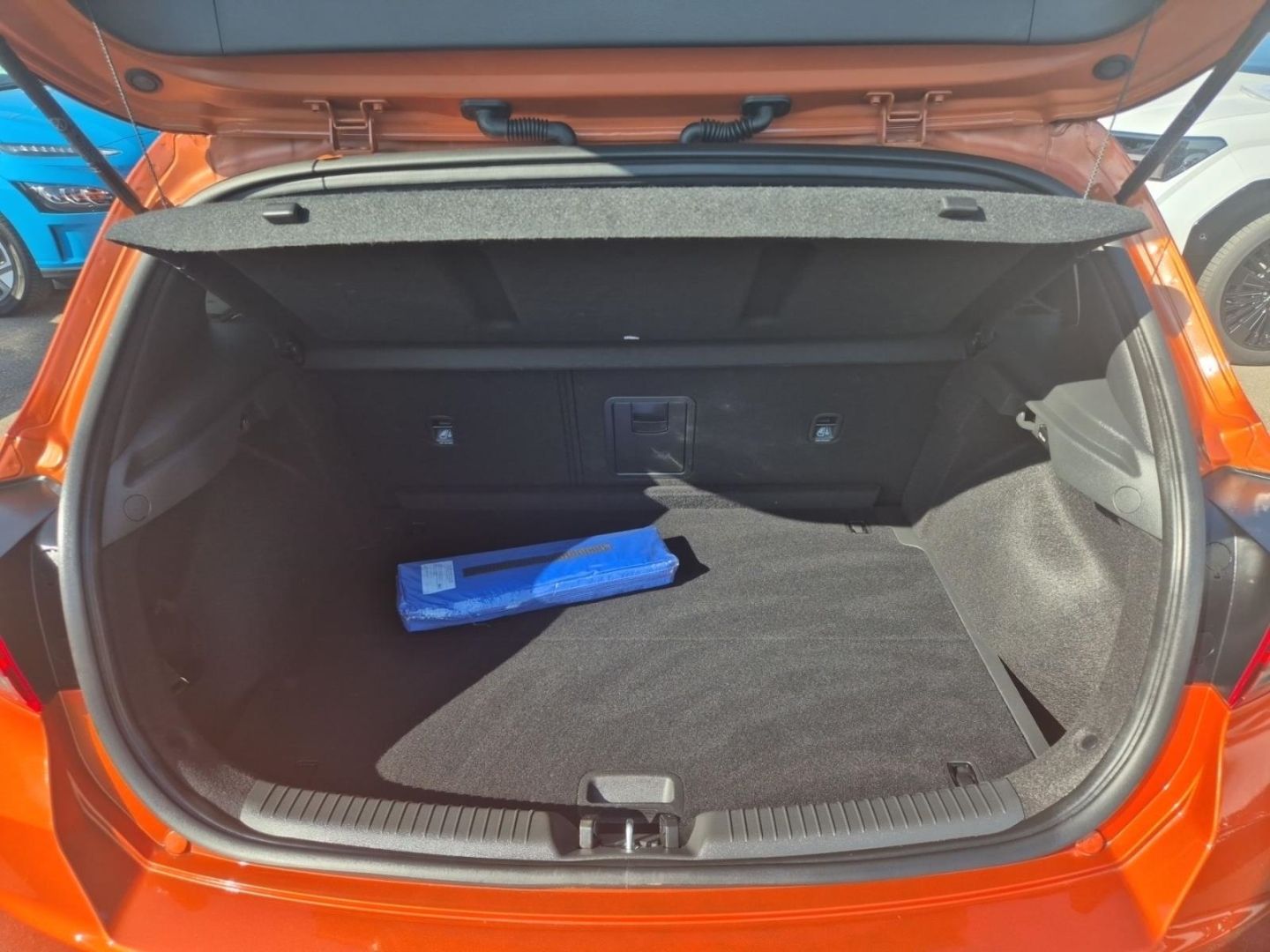 Fahrzeugabbildung Hyundai i30 Advantage 1.0 T-GDI EU6e Navi Digitales Cock
