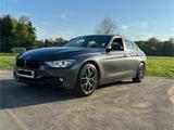 BMW Bmw 320D F30 Top Zustand - BMW 320: F30