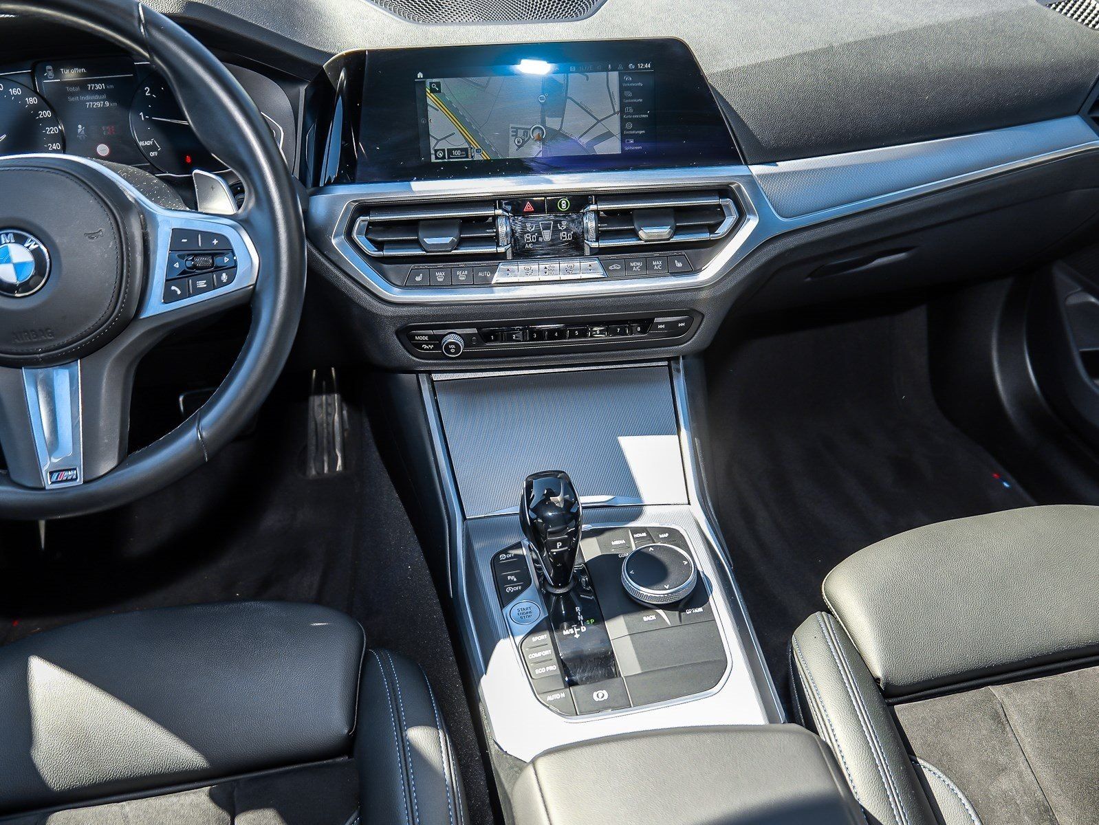 BMW 320i Touring M Sport LC+ Navi RFK HiFi DAB foto 15