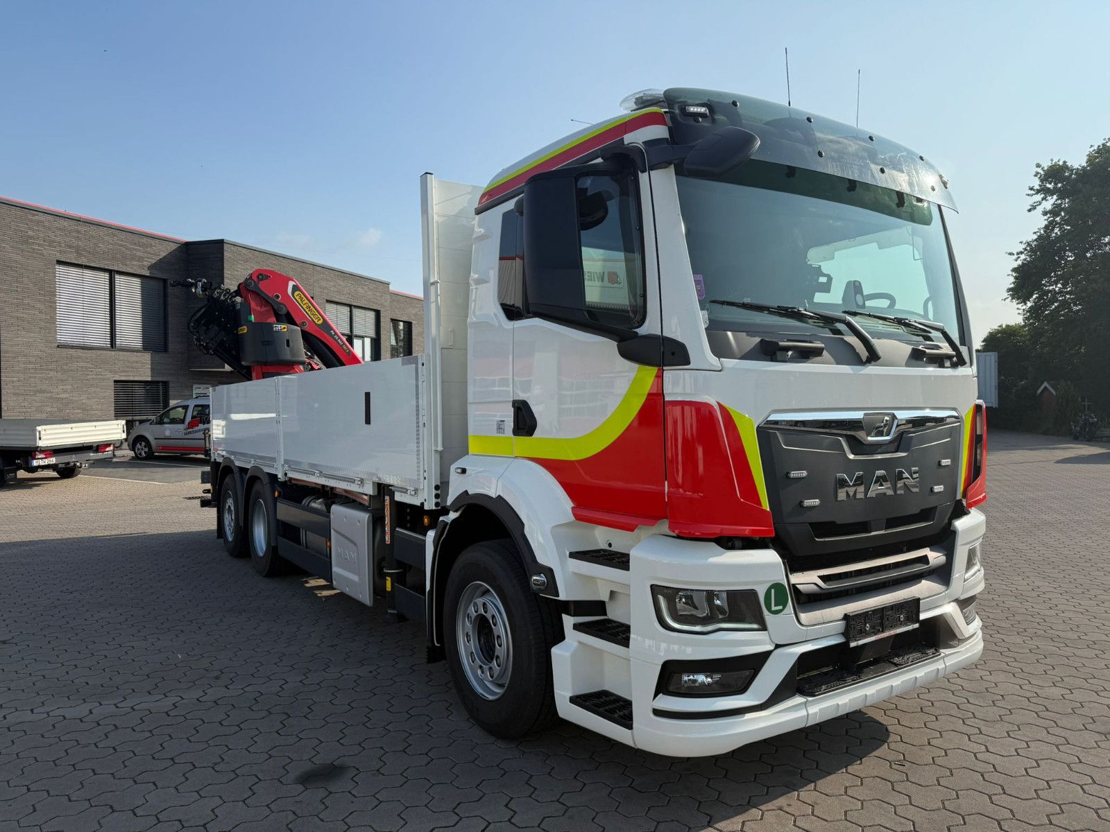 Fahrzeugabbildung MAN TGS 26.430 6x2 Palfinger PK 35.502  !!5600 km!!!