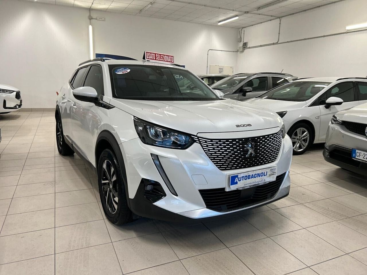 Peugeot 2008 ALLURE motore elettrico SPOTICAR imagem 2