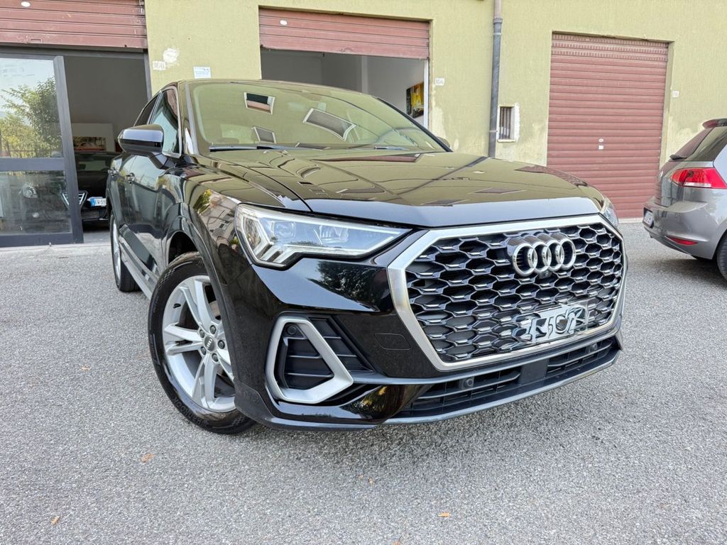 Image of Audi Q3