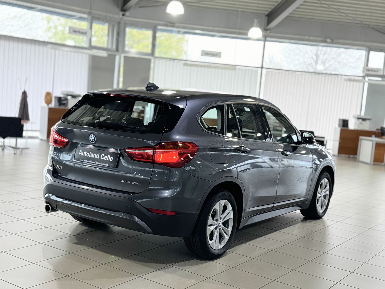 Fahrzeugabbildung BMW X1 xD25e Parkassist DAB PDC Geschwindigkeitsreg.