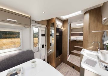 Carado T 457 PRO+ AUTOMATIK Abstandstempomat TV